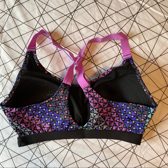 VSX Light Weight Sports Bra - Picture 2 of 4